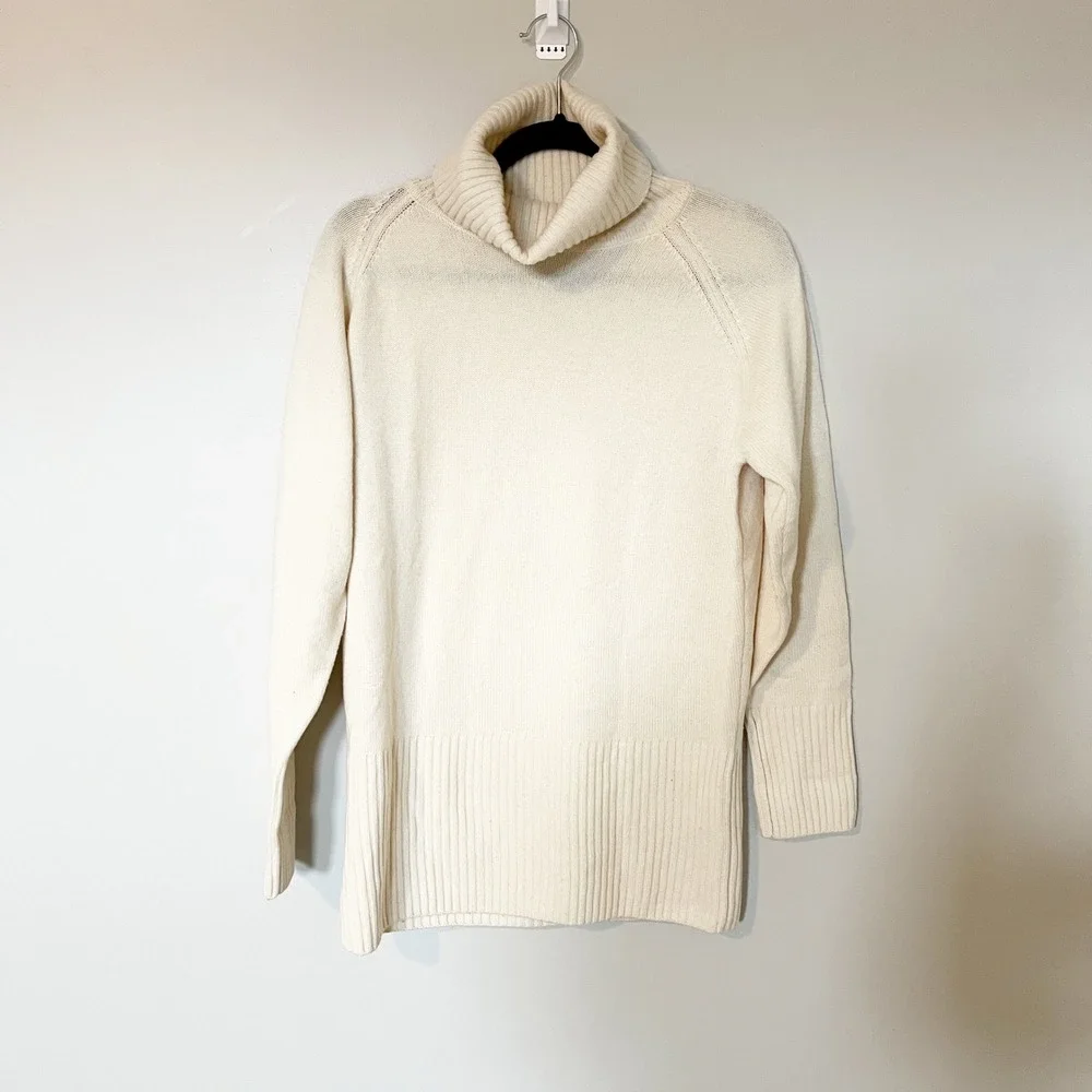Belinda Robertson Ivory‎ cream Cashmere Turtleneck sweater small
